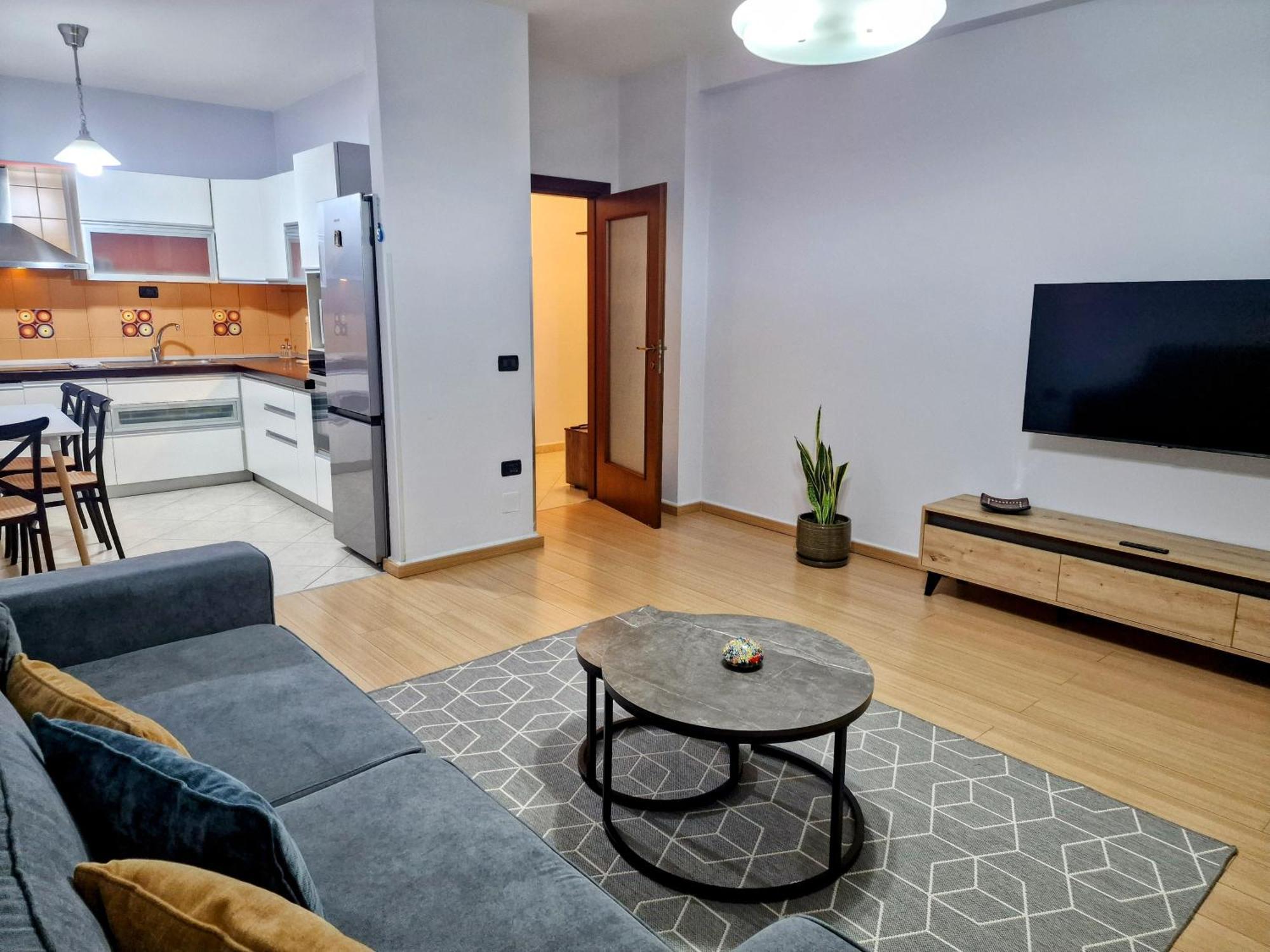 Apartman Block Komuna *