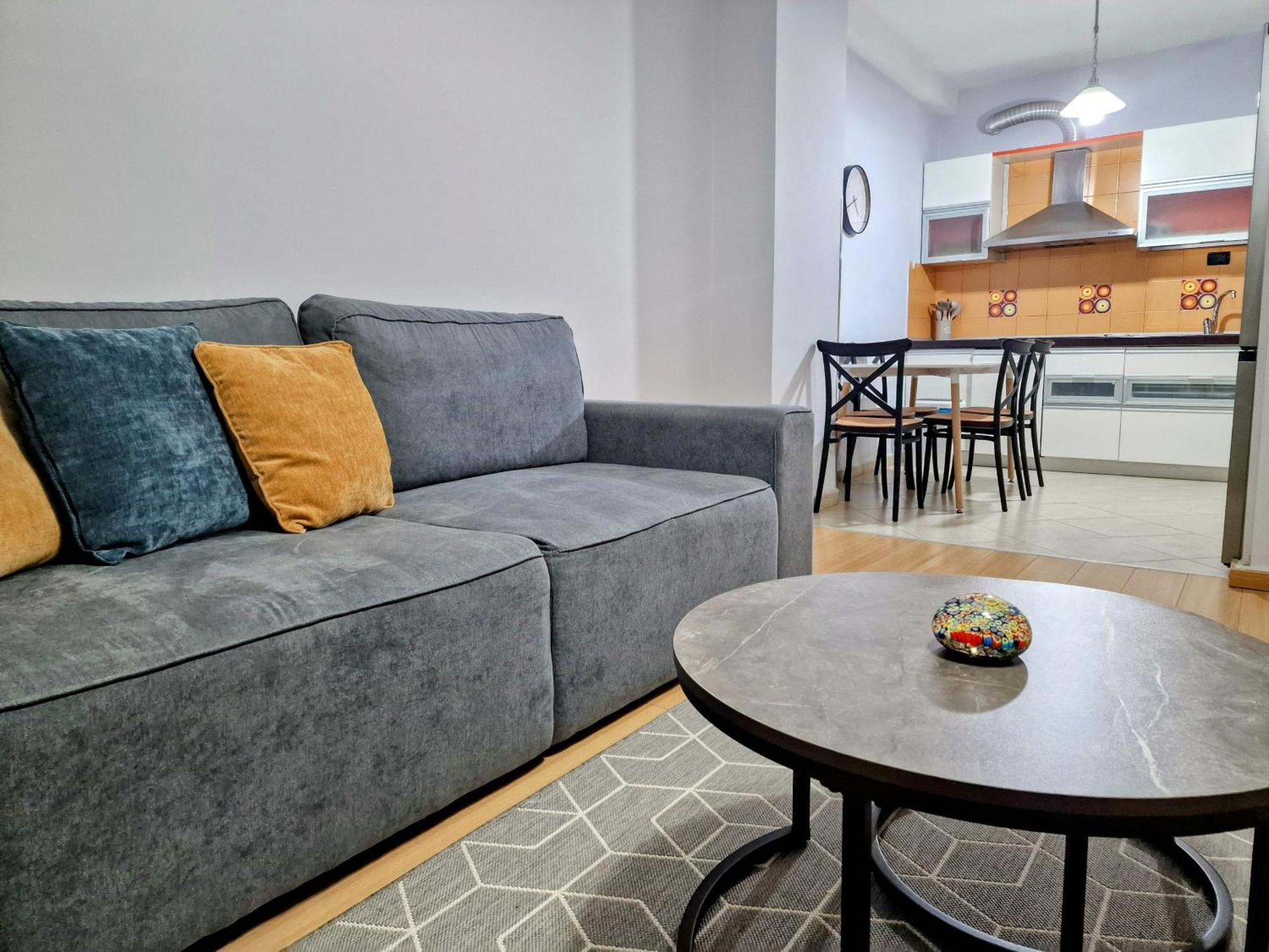 Block Komuna Apartman Tirana